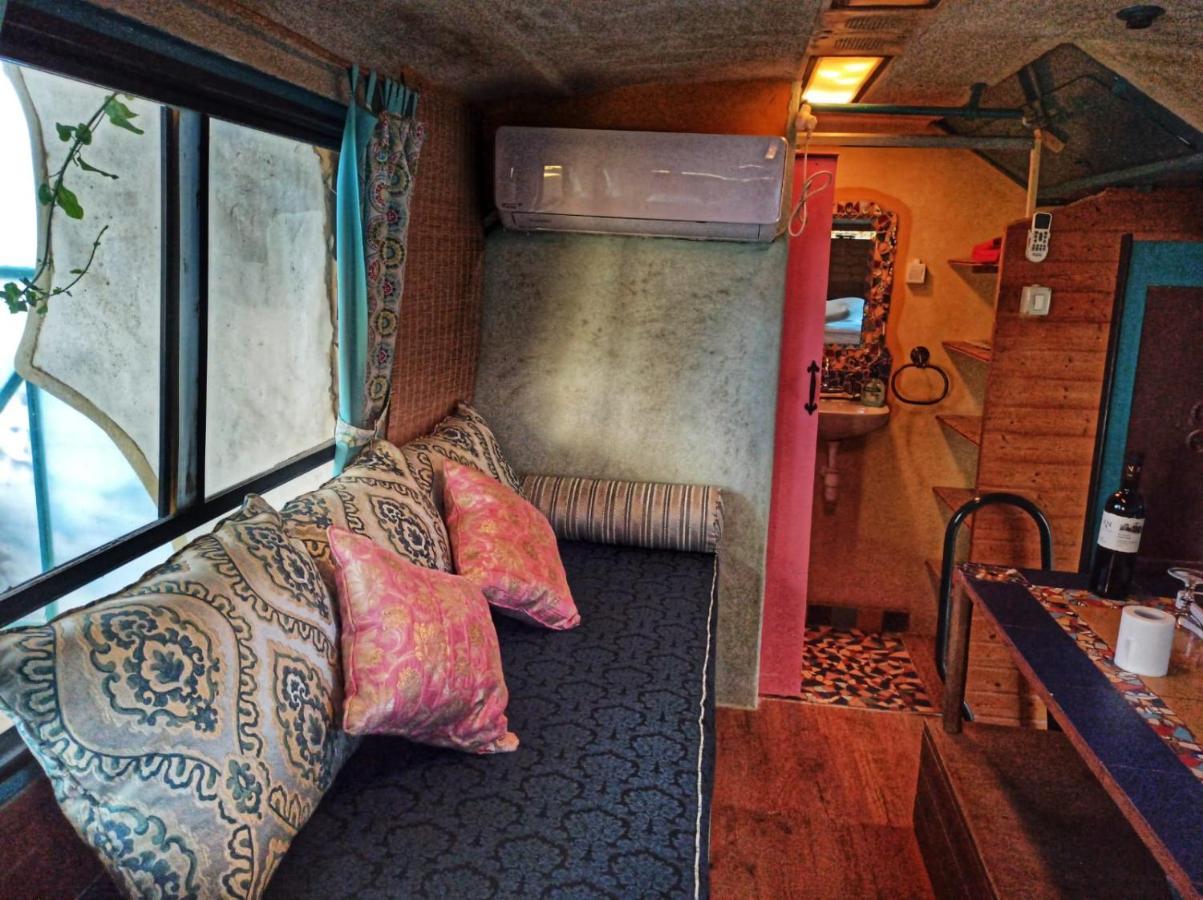 Zimmerbus 'Ezuz Ngoại thất bức ảnh